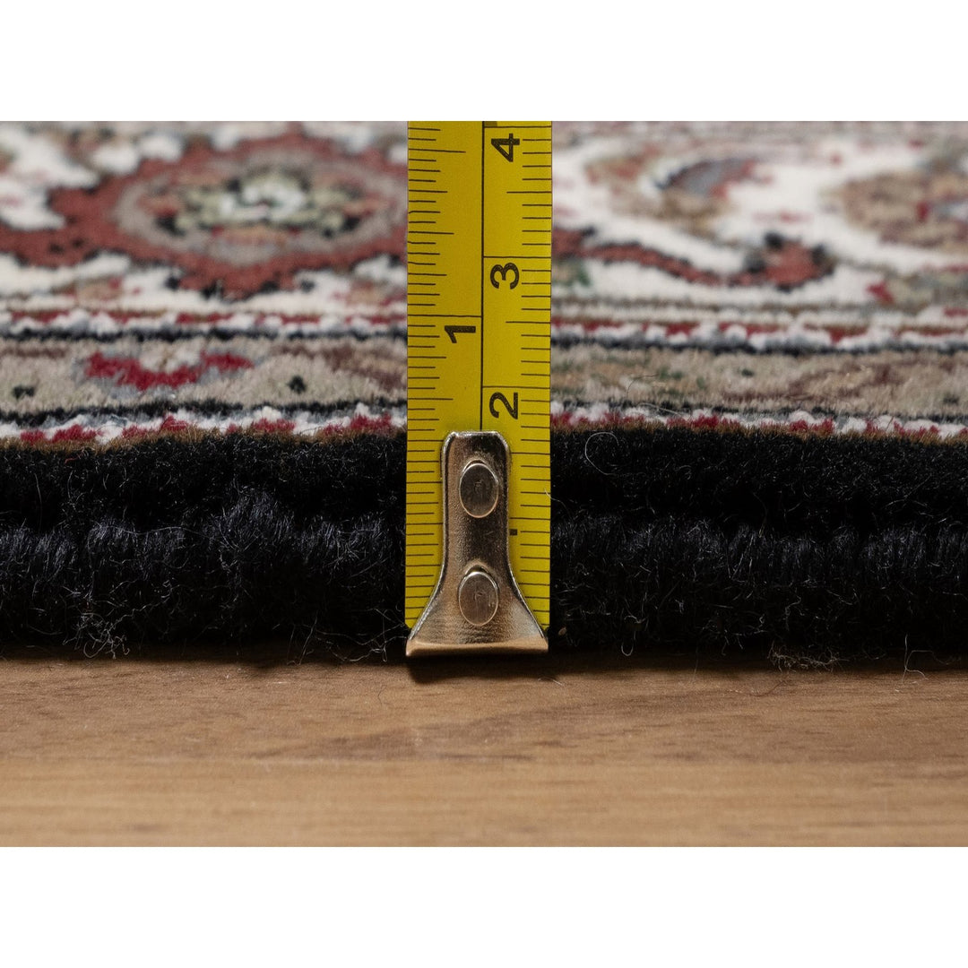 4'9" x 6'9" New Hand Knotted Black Wool Rectangle Oriental Rug - MOA10291588