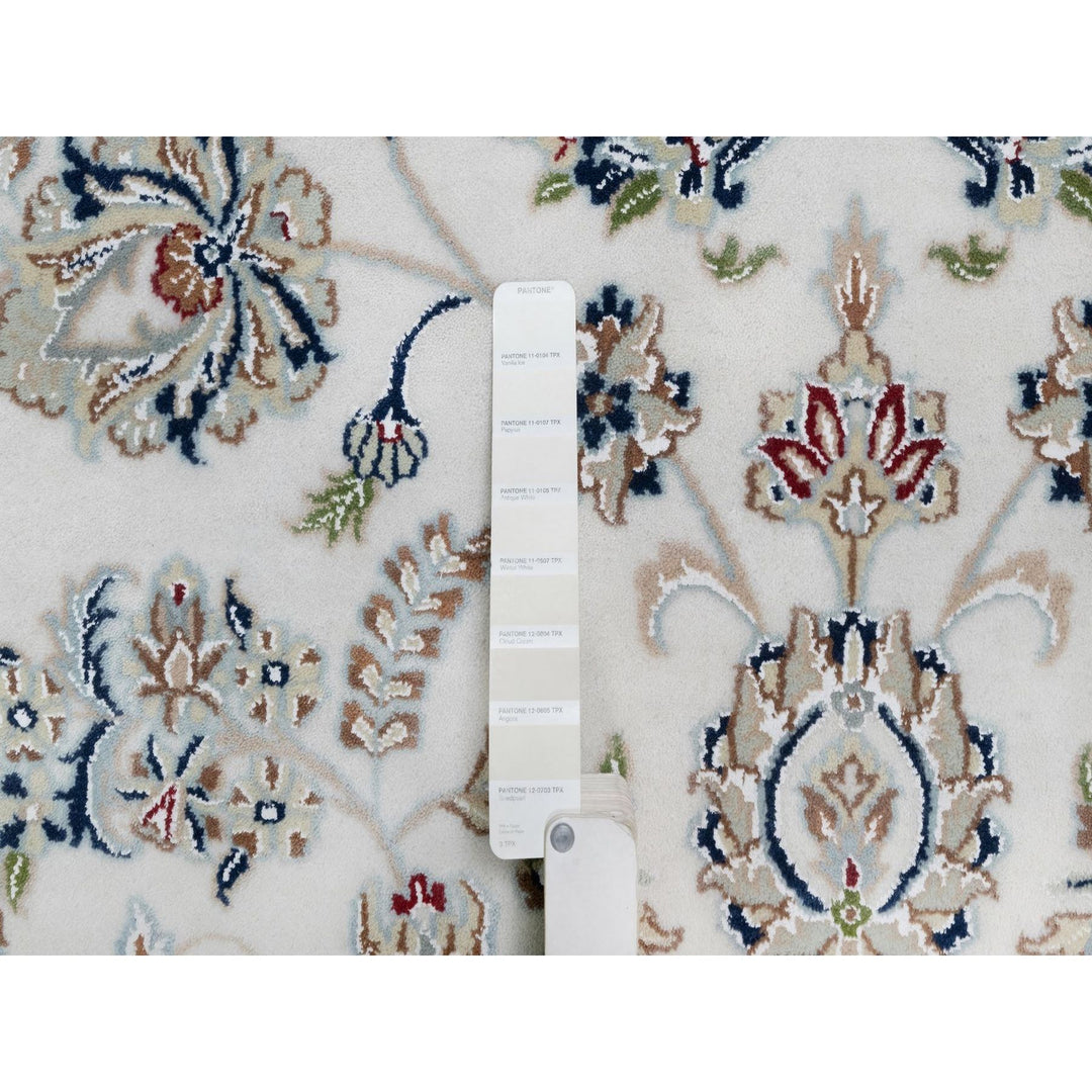 9'9" x 14'1" New Hand Knotted Ivory Wool & Silk Rectangle Oriental Rug - MOA10291603