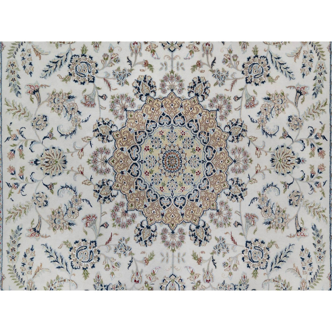 9'9" x 14'1" New Hand Knotted Ivory Wool & Silk Rectangle Oriental Rug - MOA10291603