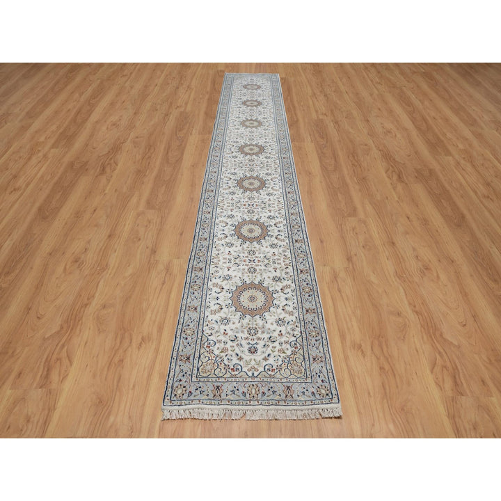 2'7" x 16'2" New Hand Knotted Ivory Wool & Silk Runner Oriental Rug - MOA10291616
