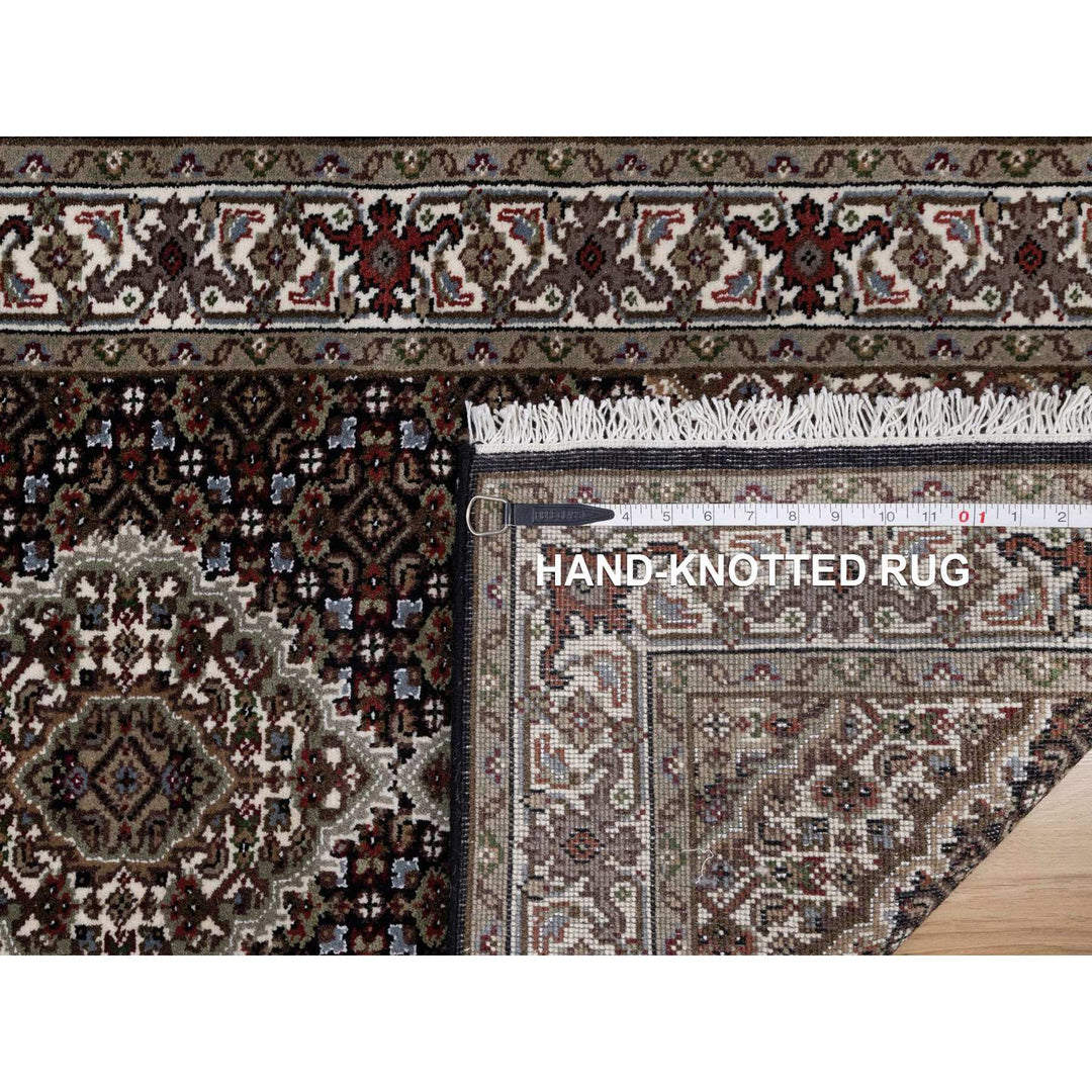 2'7" x 8'2" New Hand Knotted Black Wool Runner Oriental Rug - MOA10291618