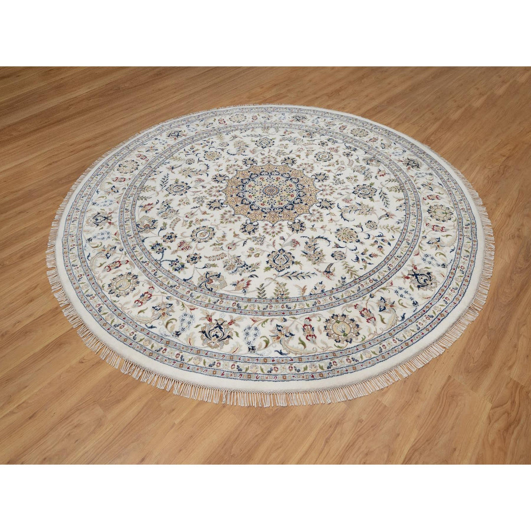 9'10" x 9'10" New Hand Knotted Ivory Wool & Silk Round Oriental Rug - MOA10291624