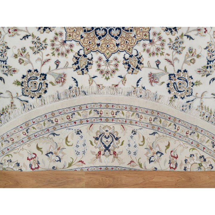 9'10" x 9'10" New Hand Knotted Ivory Wool & Silk Round Oriental Rug - MOA10291624