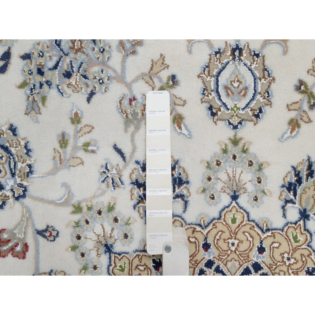 8'2" x 8'2" New Hand Knotted Ivory Wool & Silk Round Oriental Rug - MOA10291625