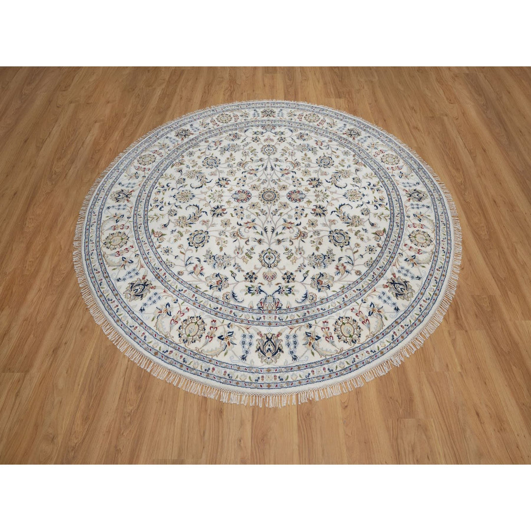 7'10" x 7'10" New Hand Knotted Ivory Wool & Silk Round Oriental Rug - MOA10291626