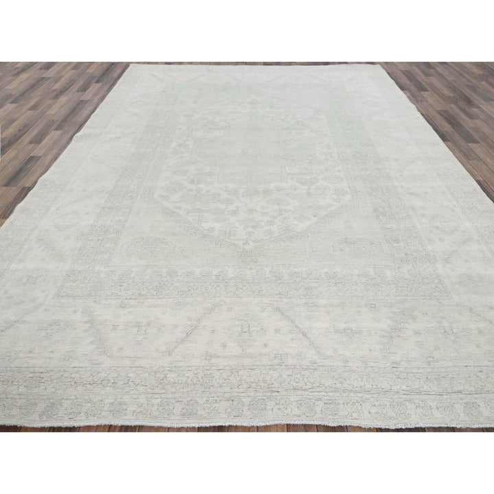 8'11" x 11'10" New Hand Knotted Ivory Wool Rectangle Oriental Rug - MOA102922