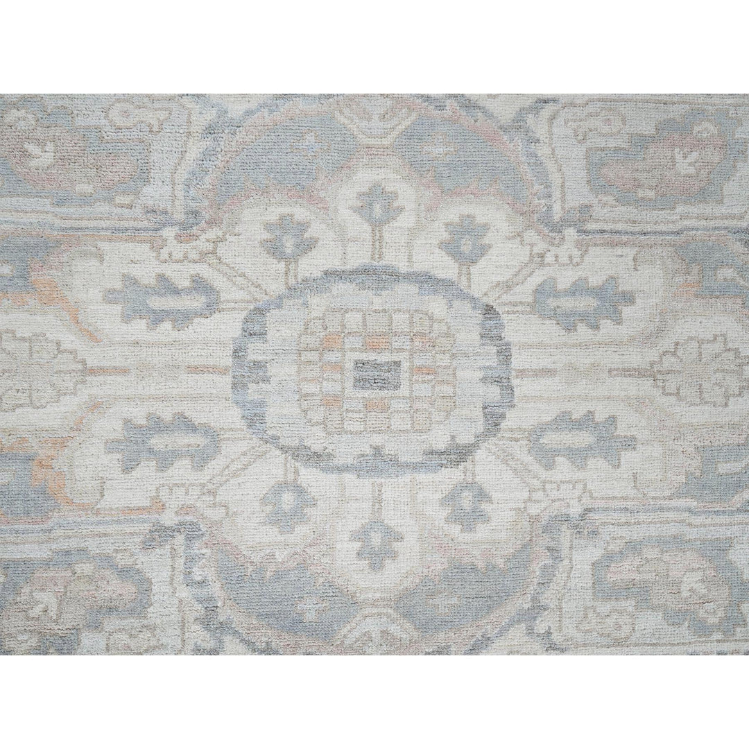 8'1" x 9'7" New Hand Knotted Ivory Wool Rectangle Oriental Rug - MOA102927
